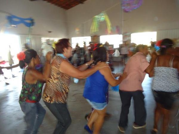 Secretária Municipal de Assistência Social Realizou Carnaval da Melhor Idade - Imagem 81