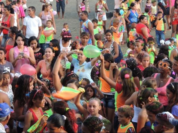 Desfile do bloco infantil Enry Alé em Curralinhos - Imagem 18