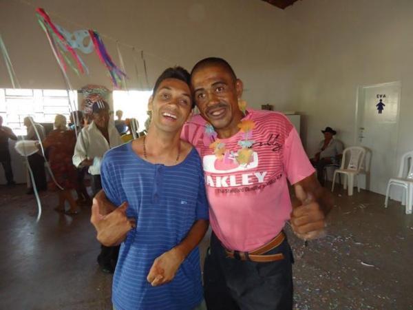 Secretária Municipal de Assistência Social Realizou Carnaval da Melhor Idade - Imagem 80