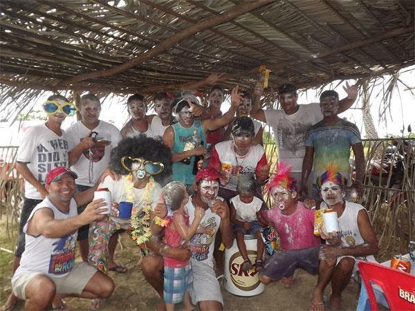 Em plena segunda-feira foliões se divertem no carnaval de Caxingó - Imagem 2