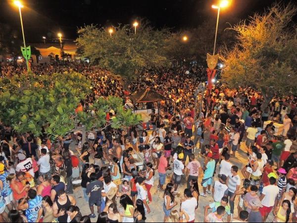 2ª noite, público vai a loucura com Chicabana e Ipede - Imagem 16