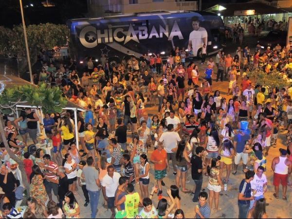 2ª noite, público vai a loucura com Chicabana e Ipede - Imagem 10