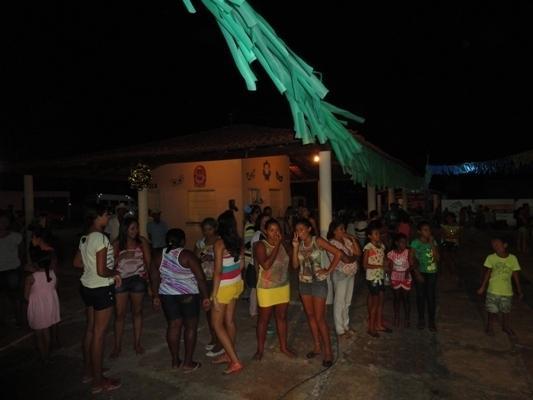 Dragões  animam carnaval de rua na cidade N. S. dos Remédios - Imagem 14