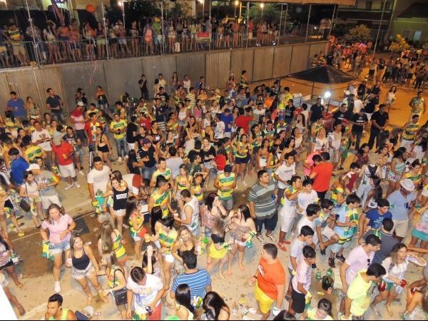 2ª noite, público vai a loucura com Chicabana e Ipede - Imagem 4