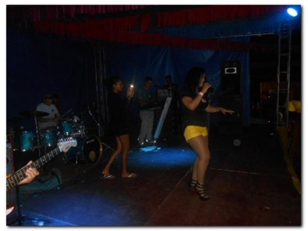 Blocos Beija Eu e Só Amigos deixam as pessoas fascinadas ao desfilarem pelas ruas de Inhuma - Imagem 17