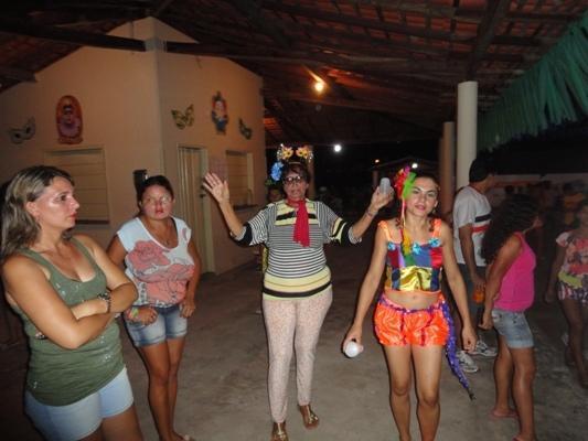 Dragões  animam carnaval de rua na cidade N. S. dos Remédios - Imagem 10