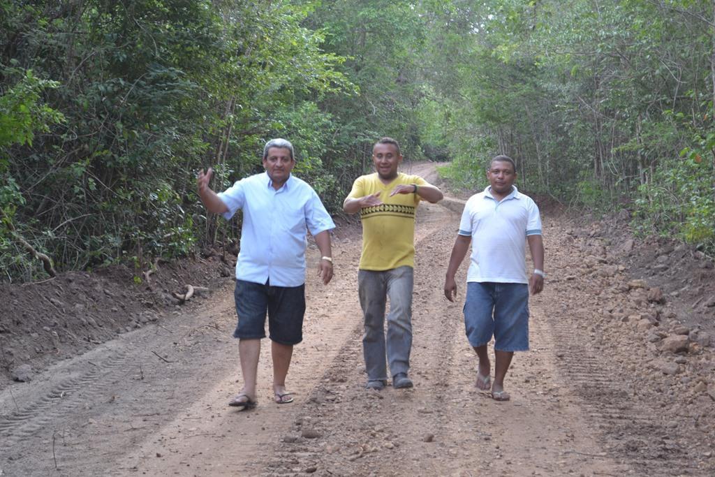 Prefeito Zé Resende consegue mais uma estrada para o município de Boa Hora