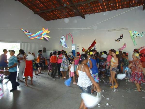 Secretária Municipal de Assistência Social Realizou Carnaval da Melhor Idade - Imagem 43