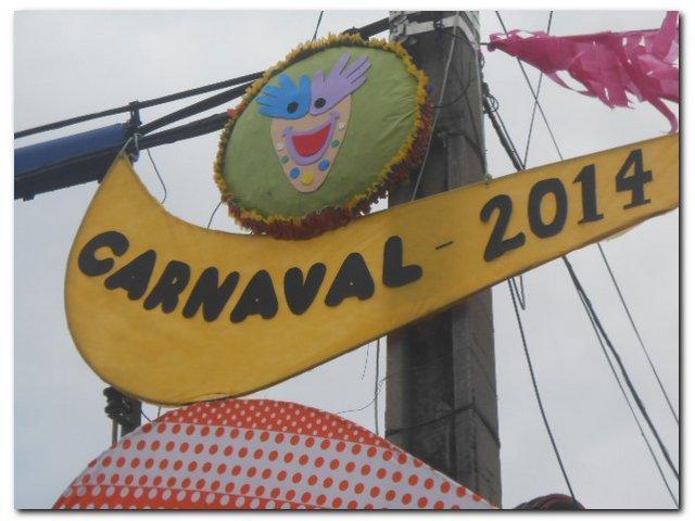 Blocos Beija Eu e Só Amigos deixam as pessoas fascinadas ao desfilarem pelas ruas de Inhuma