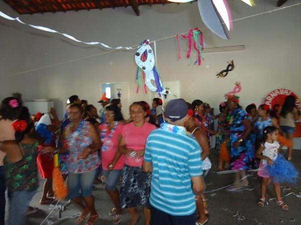 Secretária Municipal de Assistência Social Realizou Carnaval da Melhor Idade - Imagem 42