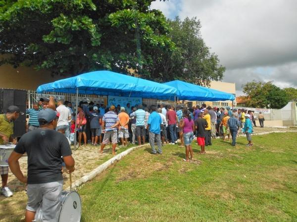 GOVERNADOR inaugura obras não acabadas - Imagem 7