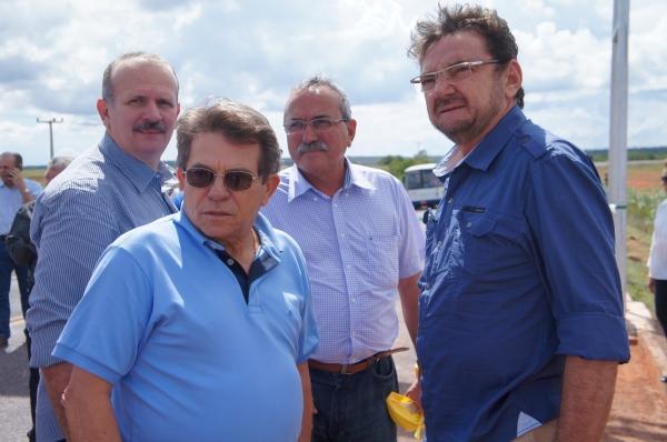 Governo estrega obras no extremo sul do Piauí. - Imagem 7