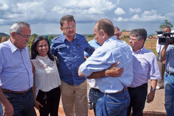 Governo estrega obras no extremo sul do Piauí. - Imagem 9