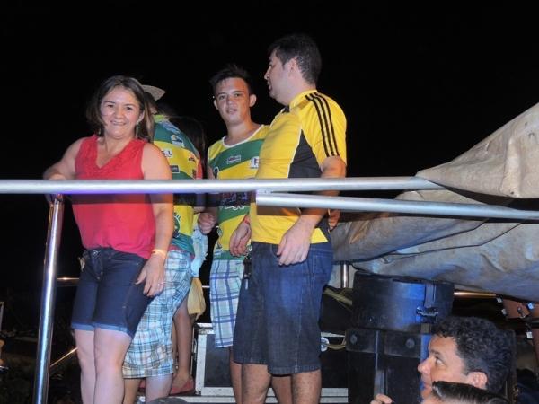 Bandas levam o público à praça na segunda feira de carnaval - Imagem 17