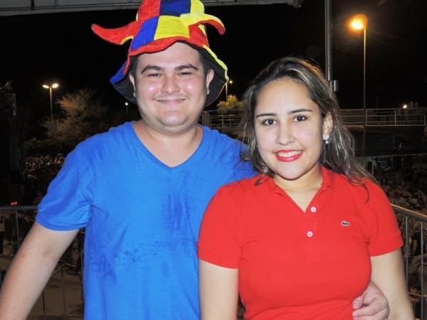 Bandas levam o público à praça na segunda feira de carnaval - Imagem 23