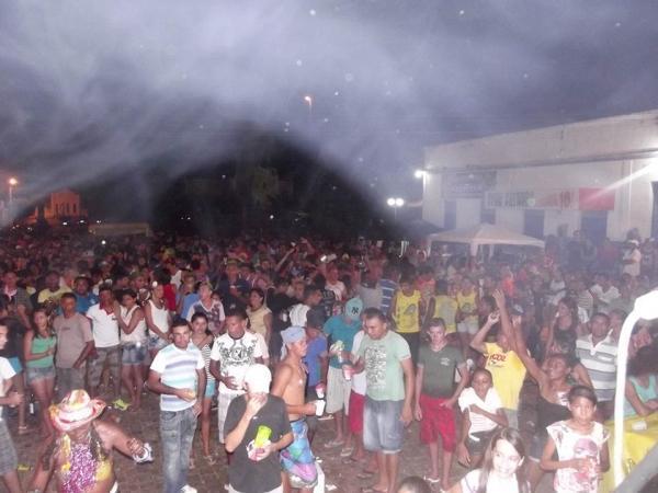 Prefeitura Municipal de Itainópolis realiza carnaval de rua - Imagem 12