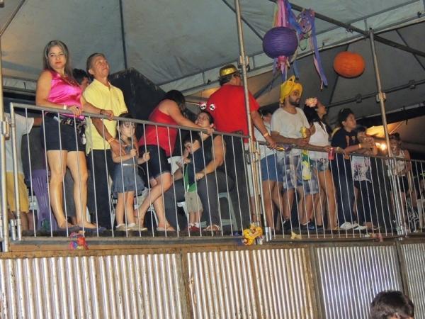 Bandas levam o público à praça na segunda feira de carnaval - Imagem 61