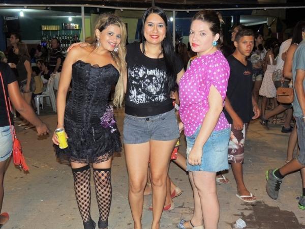 Bandas levam o público à praça na segunda feira de carnaval - Imagem 22