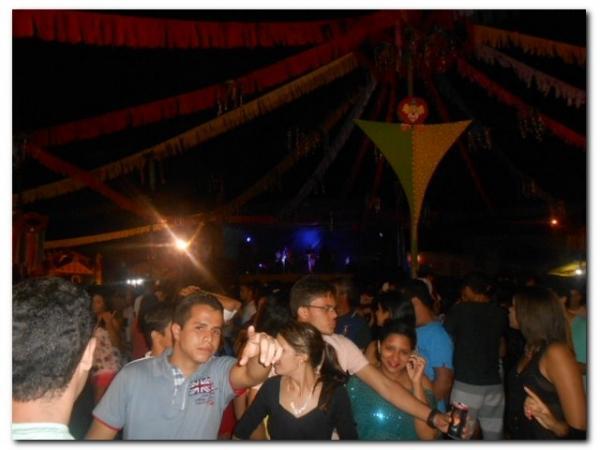 Cristiano Pipow agitou a galera na Praça da Rodoviária - Imagem 11