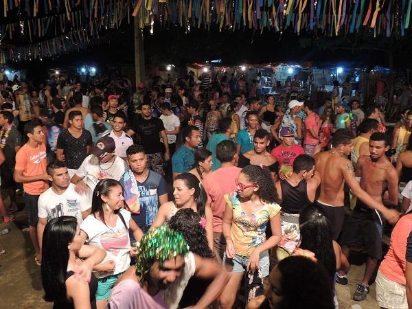                     Carnaval monsenhorgilense impressiona pela  alegria e tranquilidade