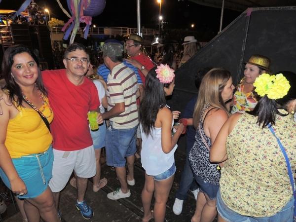 Bandas levam o público à praça na segunda feira de carnaval - Imagem 26