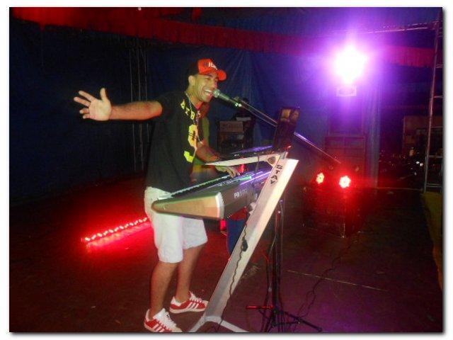 Cristiano Pipow agitou a galera na Praça da Rodoviária