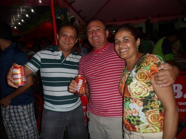 Carnaval 2014:Corredor da Folia ficou completamente lotado  - Imagem 38