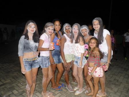 Carnaval do povão, arrasta multidão em jardim do Mulato - Imagem 4