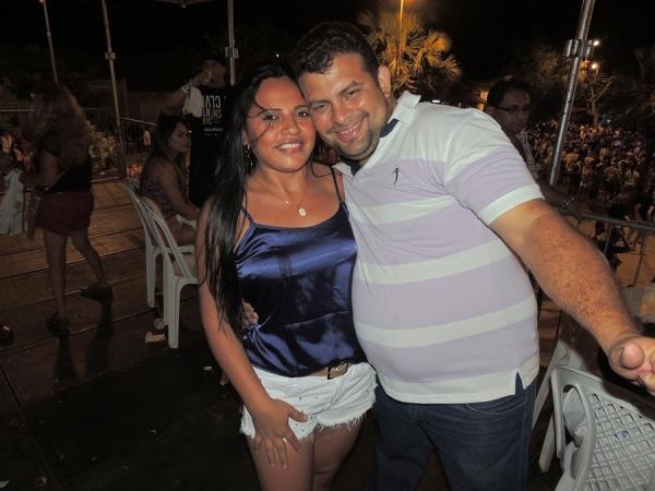 Prefeita Neuma Café se confraterniza com o povão na terça de carnaval - Imagem 113