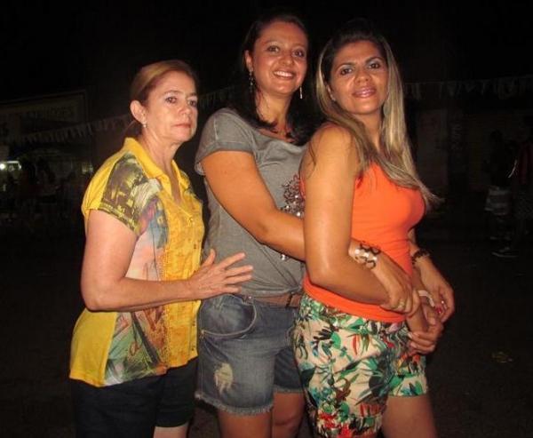 Gilmelândia fecha com chave de ouro a última noite de Carnaval em Barras - Imagem 29