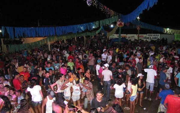 Duas bandas encerram o carnaval remediense - Imagem 3