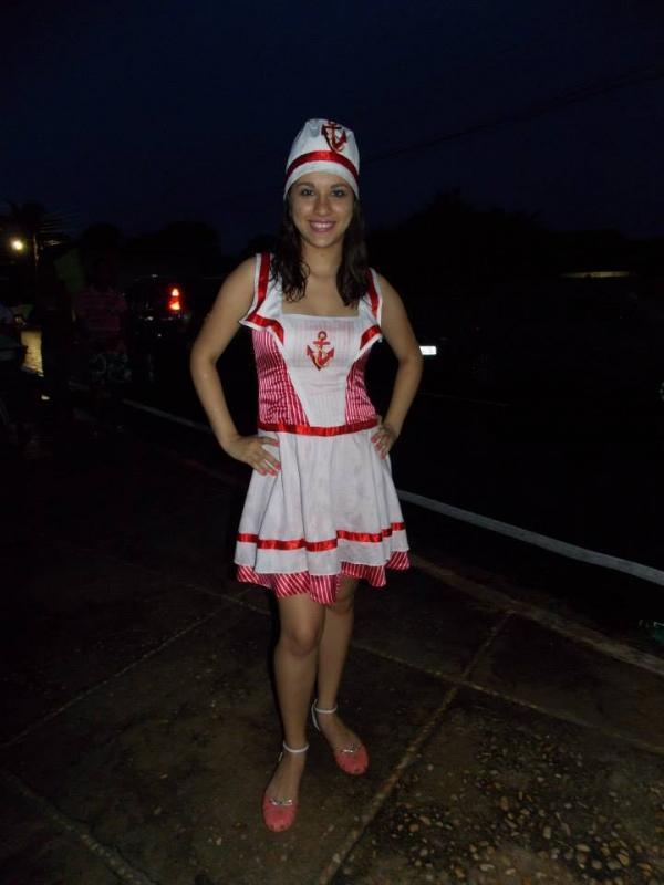 Carnaval de rua alegra foliões. - Imagem 14