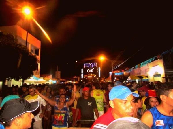 Gilmelândia fecha com chave de ouro a última noite de Carnaval em Barras - Imagem 58