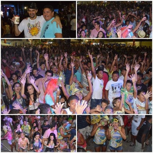 Taradão e Forró Du Moral levanta os foliões na 3ª noite do carnaval buritiense - Imagem 6