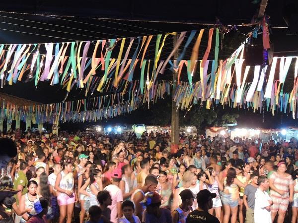             Carnaval monsenhorgilense mantém a tradição do clima de paz&amor!