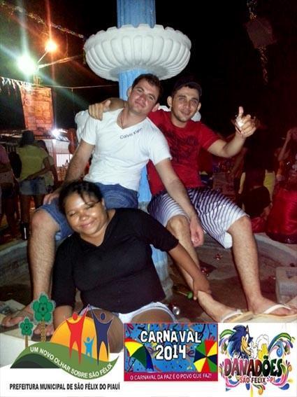 2° Noite de carnaval e muita folia em de São Félix do Piauí - Imagem 1
