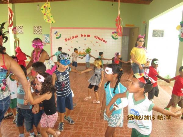 Creche Municipal Maricas Lopes Entrou também na Folia - Imagem 13