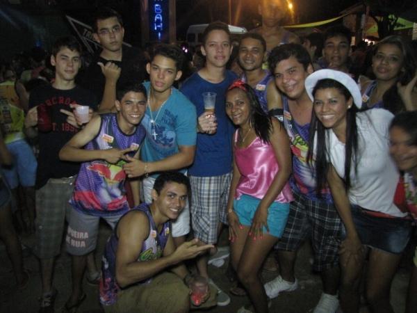 Muita festa e alegria no ultimo dia de carnaval no município de Miguel Alves - Imagem 10