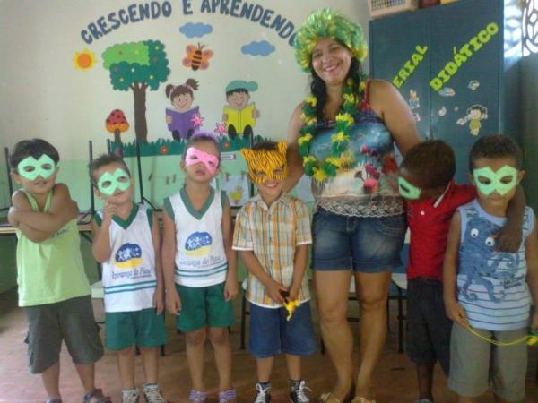 Creche Municipal Maricas Lopes Entrou também na Folia - Imagem 12