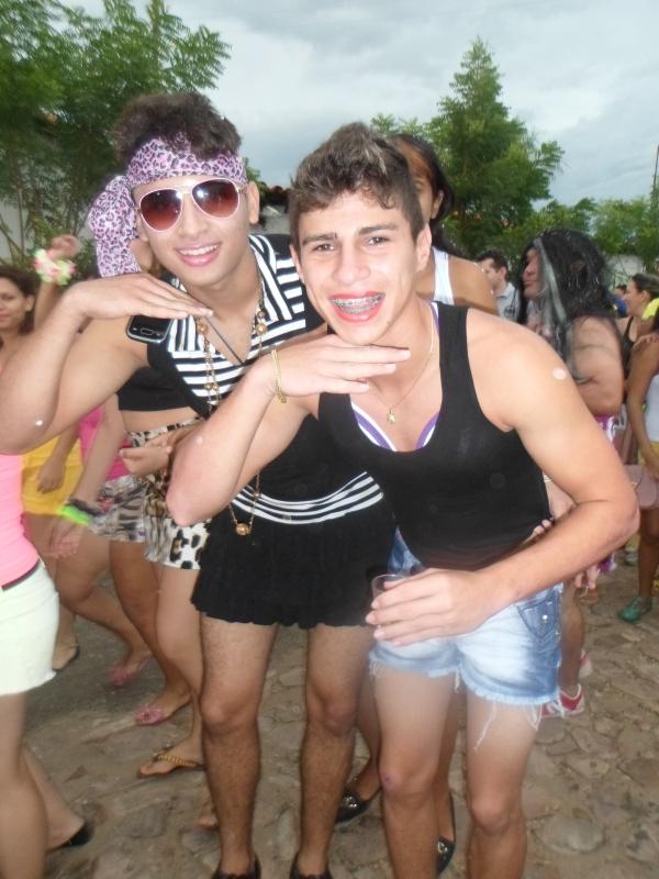 Virgens e Pererões animam tarde de terça-feira de carnaval em Barro Duro - Imagem 6