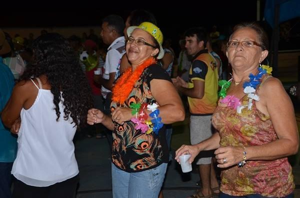 Santo Inácio tem animação durante os dias de carnaval com participação de um grande público - Imagem 15