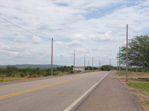 Avenida 7 de setembro recebe ampliação e duplicação de energia - Imagem 1