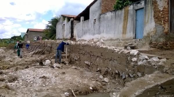 Prefeitura inicia reparos e manutenção do cais e rede de esgoto do município - Imagem 4