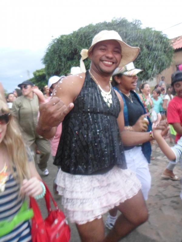 Virgens e Pererões animam tarde de terça-feira de carnaval em Barro Duro - Imagem 8