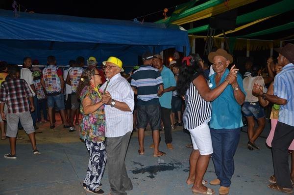 Santo Inácio tem animação durante os dias de carnaval com participação de um grande público - Imagem 17