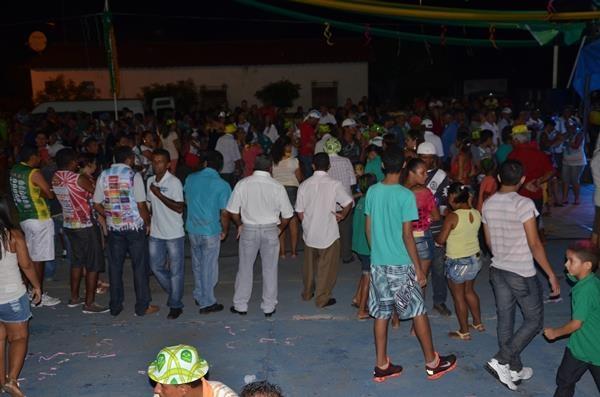 Santo Inácio tem animação durante os dias de carnaval com participação de um grande público - Imagem 26