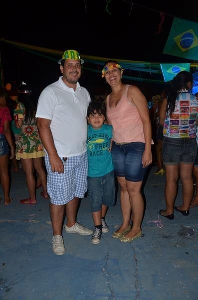 Santo Inácio tem animação durante os dias de carnaval com participação de um grande público - Imagem 28