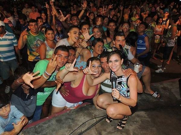             Carnaval monsenhorgilense mantém a tradição do clima de paz&amor! - Imagem 10