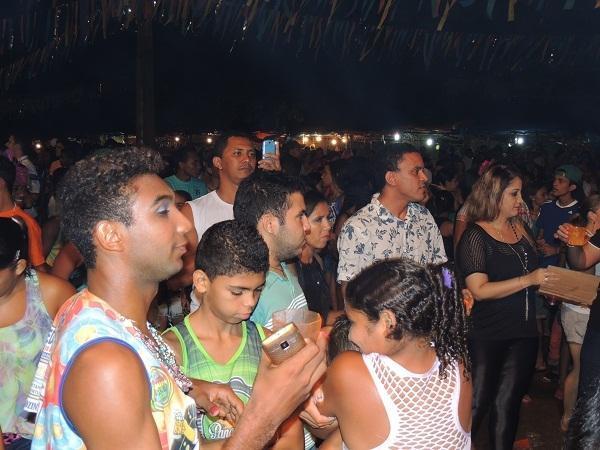             Carnaval monsenhorgilense mantém a tradição do clima de paz&amor! - Imagem 6