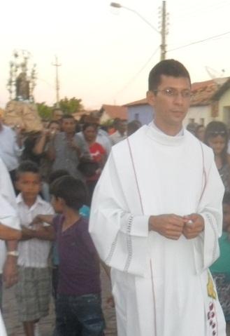 Padre deixa paróquia Santo Inácio de Loyola em Santo Inácio do Piauí - Imagem 1